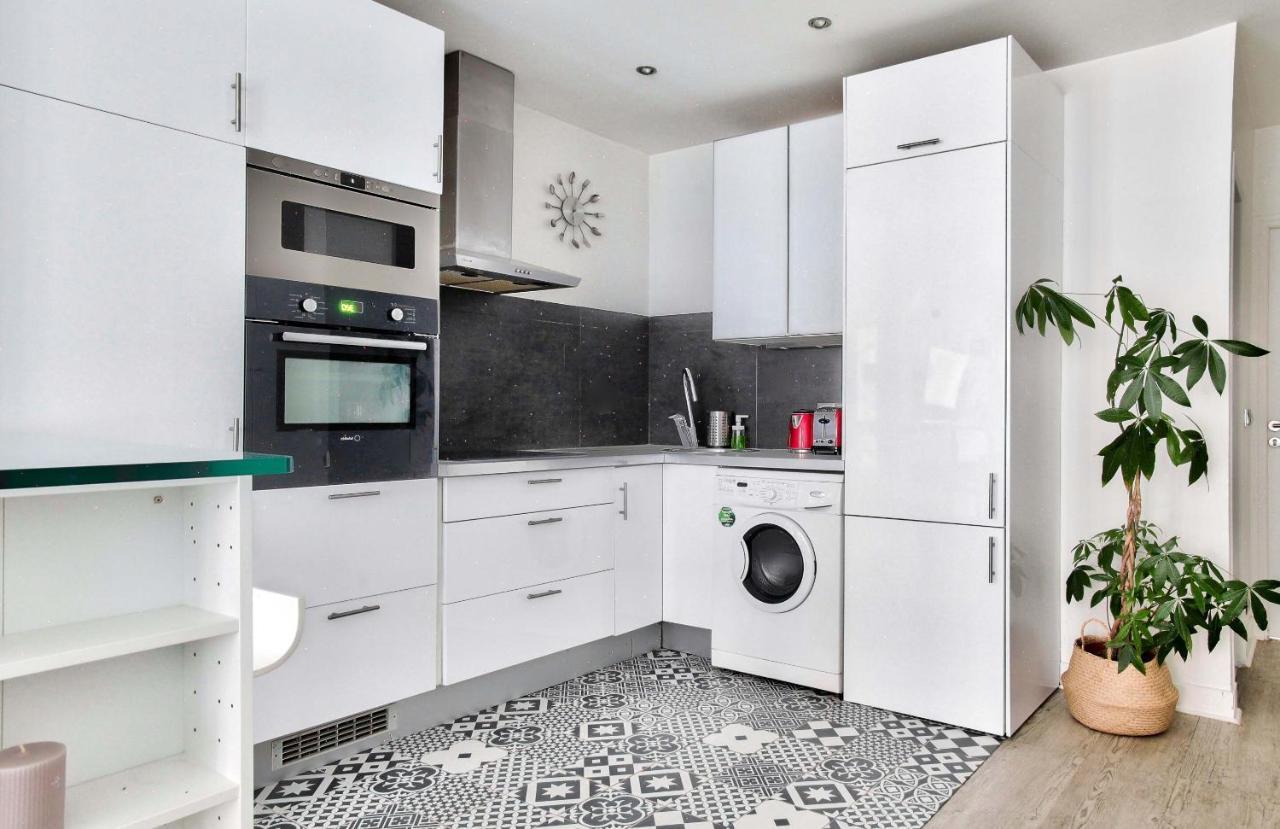 Appartement Quartier Tour Eiffel Free Netflix Parigi Esterno foto