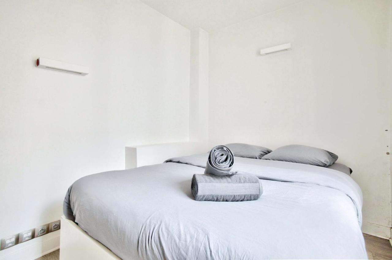 Appartement Quartier Tour Eiffel Free Netflix Parigi Esterno foto